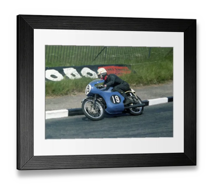 Framed Print : Jim Curry (Honda) 1967 Ultra Lightweight TT Framed Print : Jim Curry (Honda) 1967 Ultra Lightweight TT