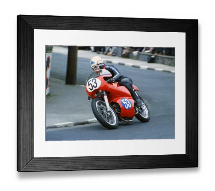 Framed Print : Jim Curry (Aermacchi) 1968 Junior TT Framed Print : Jim Curry (Aermacchi) 1968 Junior TT