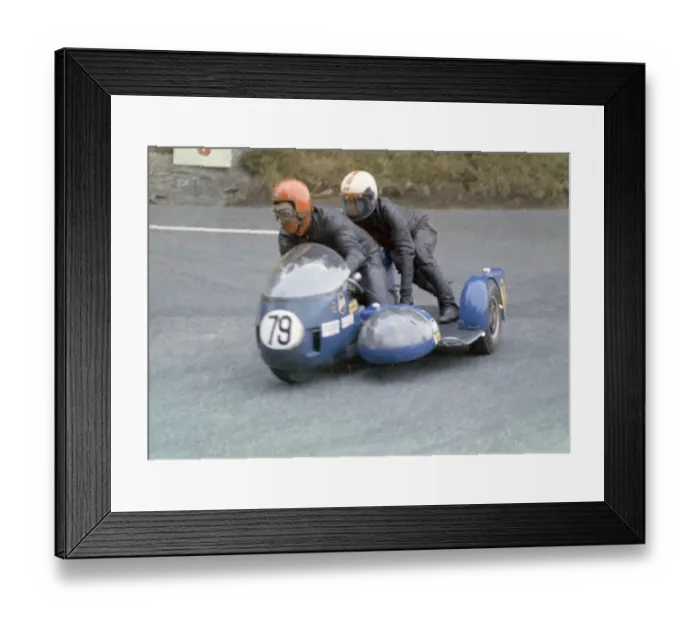 Framed Print : Eric Creaser & John Teal (Stable BSA) 1972 750 Sidecar TT Framed Print : Eric Creaser & John Teal (Stable BSA) 1972 750 Sidecar TT