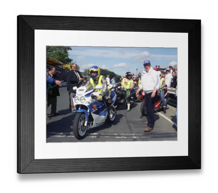 Framed Print : Graeme Crosby (Suzuki) 1990 Suzuki Parade Lap Framed Print : Graeme Crosby (Suzuki) 1990 Suzuki Parade Lap