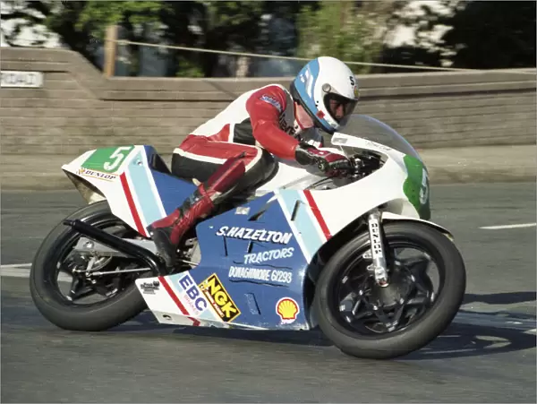 Steve Cull (Honda) 1985 Junior TT