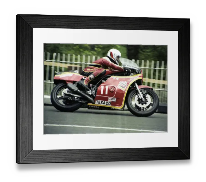 Framed Print : Graeme Crosby (Suzuki) 1980 Formula One TT Framed Print : Graeme Crosby (Suzuki) 1980 Formula One TT