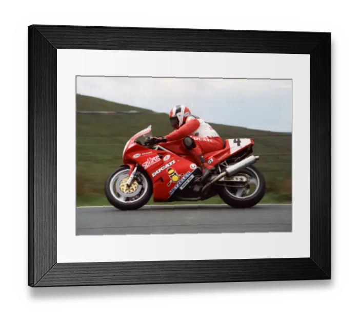 Framed Print : Steve Cull (Ducati) 1990 Senior TT Framed Print : Steve Cull (Ducati) 1990 Senior TT