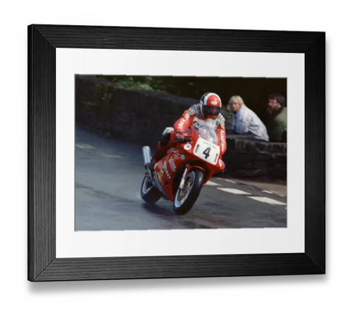 Framed Print : Steve Cull (Ducati) 1990 Senior TT Framed Print : Steve Cull (Ducati) 1990 Senior TT