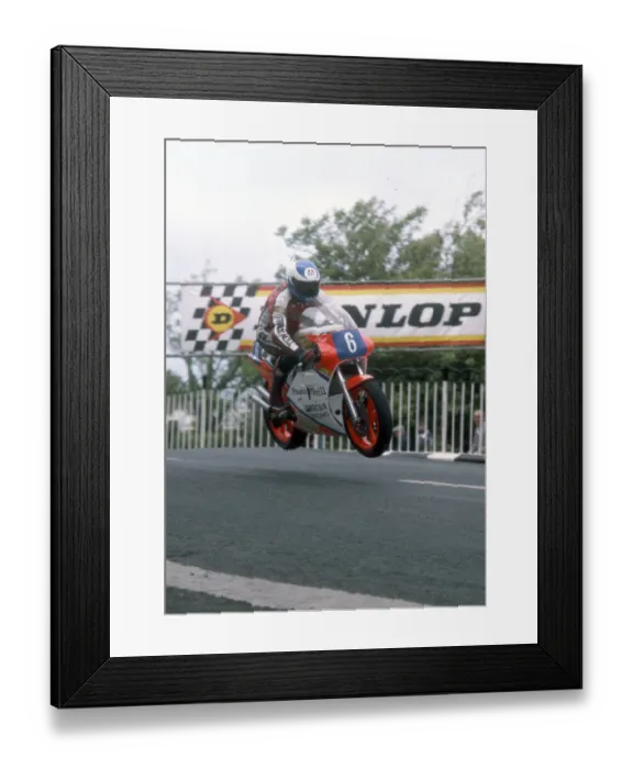 Framed Print : Steve Cull (Honda) 1987 Junior TT Framed Print : Steve Cull (Honda) 1987 Junior TT