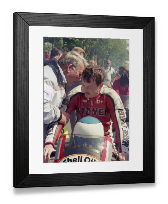Framed Print : Steve Cull (Suzuki) 1987 Senior TT Framed Print : Steve Cull (Suzuki) 1987 Senior TT