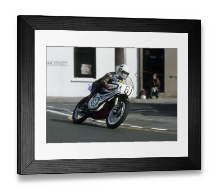 Framed Print : Bob Jackson (Lambert Yamaha) 1977 Lightweight Manx Grand Prix Framed Print : Bob Jackson (Lambert Yamaha) 1977 Lightweight Manx Grand Prix