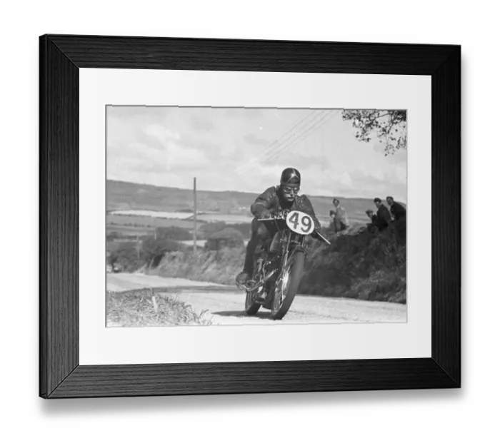 Framed Print : Joe Jackson (Velocette) 1953 Senior Manx Grand Prix Framed Print : Joe Jackson (Velocette) 1953 Senior Manx Grand Prix