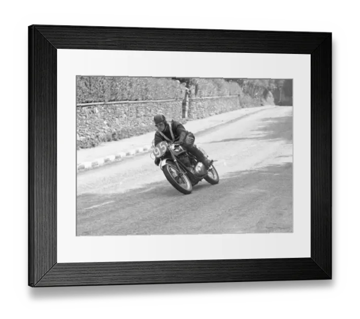 Framed Print : G R Jealous (BSA) 1955 Senior Manx Grand Prix Framed Print : G R Jealous (BSA) 1955 Senior Manx Grand Prix