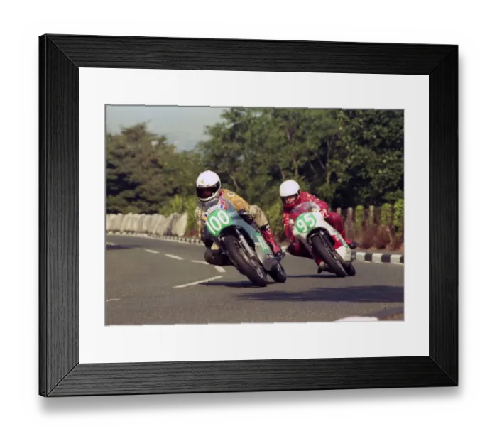 Framed Print : Alan Bud Jackson (Suzuki) 1991 Lightweight Classic Manx Grand Prix