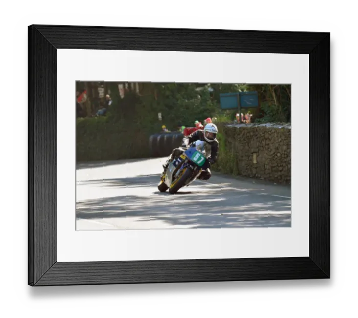 Framed Print : Ross Johnson (Kawasaki) 2012 Lightweight Manx Grand Prix Framed Print : Ross Johnson (Kawasaki) 2012 Lightweight Manx Grand Prix