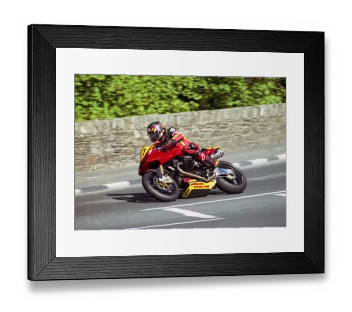 Framed Print : Glyn Jones (Guzzi) 2005 Senior Manx Grand Prix Framed Print : Glyn Jones (Guzzi) 2005 Senior Manx Grand Prix