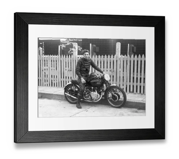 Framed Print : Ted Davis (HRD) 1948 Senior Clubman TT Framed Print : Ted Davis (HRD) 1948 Senior Clubman TT