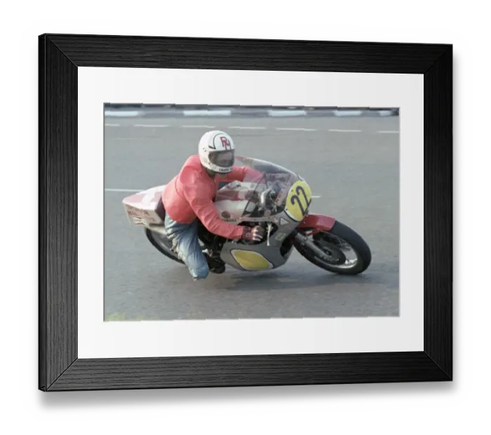 Framed Print : Ron Haslam (Yamaha) 1978 Senior TT Framed Print : Ron Haslam (Yamaha) 1978 Senior TT
