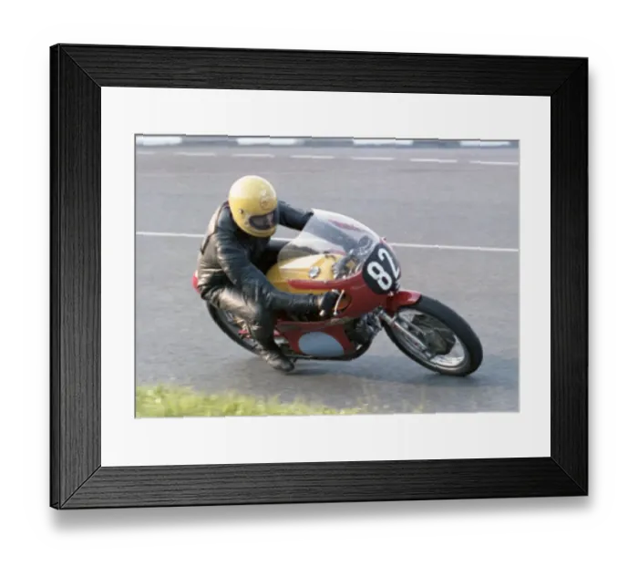 Framed Print : Dick Linton (Aermacchi) 1978 Formula Three TT