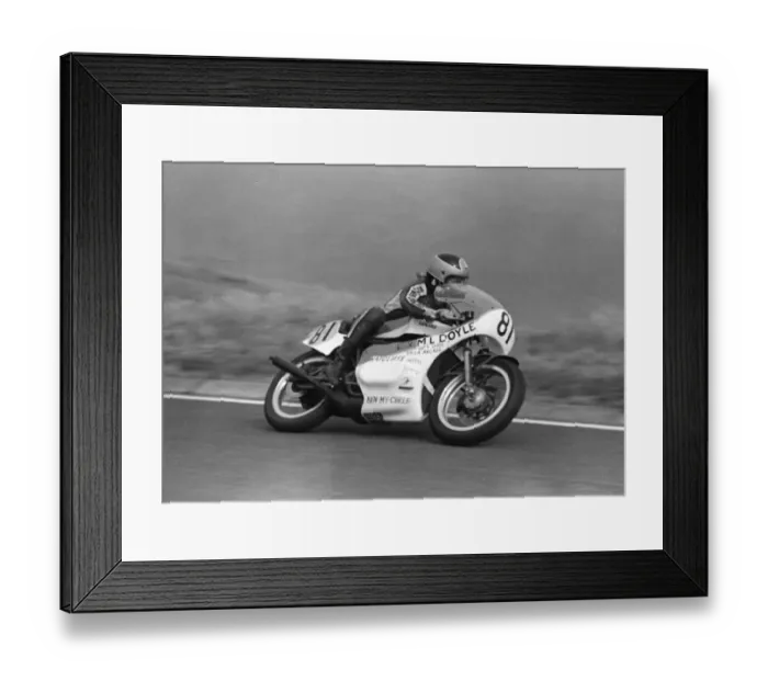 Framed Print : Decca Kelly (Yamaha) 1981 Senior Manx Grand Prix Framed Print : Decca Kelly (Yamaha) 1981 Senior Manx Grand Prix