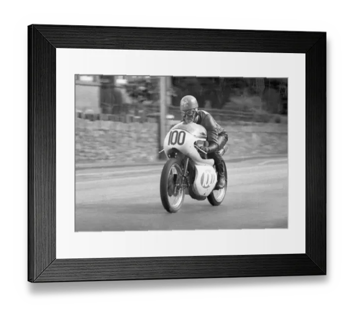 Framed Print : T Neil Kelly (Royal Enfield) 1966 Lightweight Manx Grand Prix Framed Print : T Neil Kelly (Royal Enfield) 1966 Lightweight Manx Grand Prix
