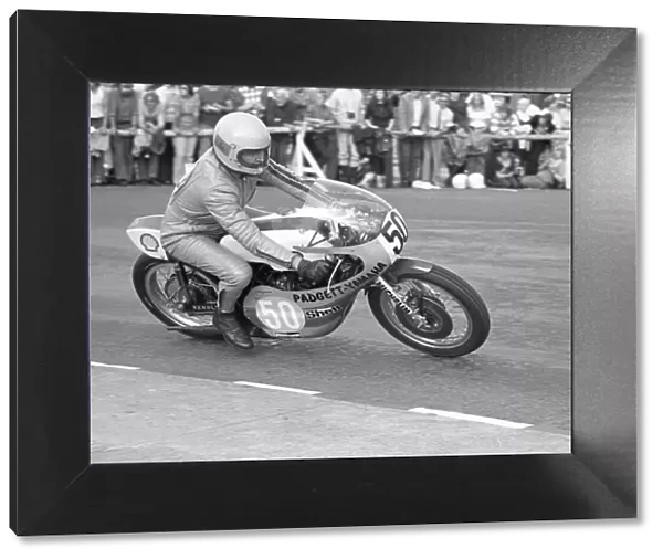 T Neil Kelly (Padgett Yamaha) 1975 Junior Manx Grand Prix