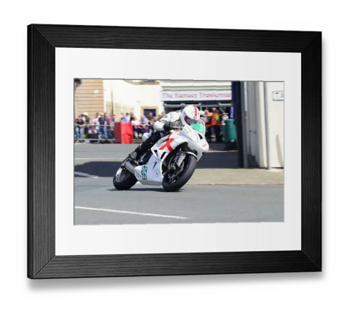 Framed Print : Adrian Harrison (Kawasaki) 2014 Lightweight TT Framed Print : Adrian Harrison (Kawasaki) 2014 Lightweight TT