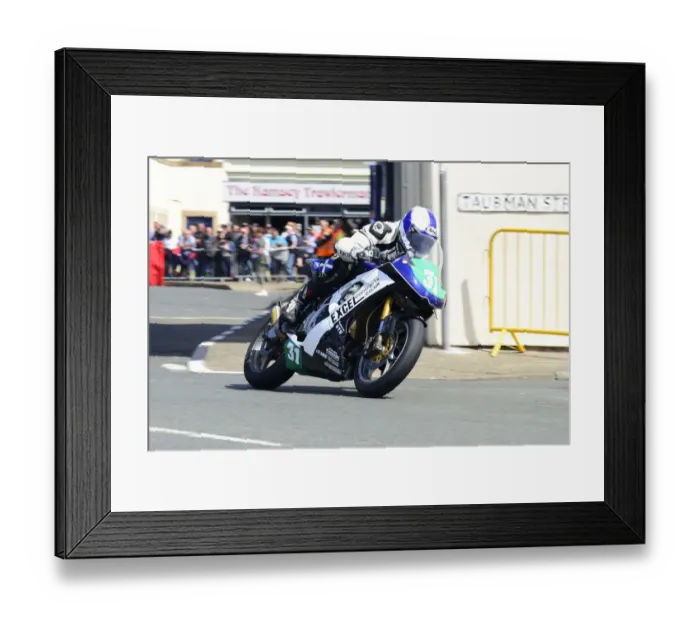 Framed Print : Rab Davie (Kawasaki) 2014 Lightweight TT Framed Print : Rab Davie (Kawasaki) 2014 Lightweight TT