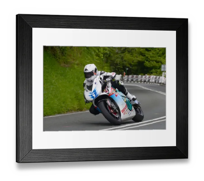 Framed Print : Bruce Anstey (Shinden) 2014 TT Zero Framed Print : Bruce Anstey (Shinden) 2014 TT Zero