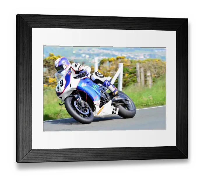 Framed Print : Scott Wilson (Honda) 2014 Superbike TT Framed Print : Scott Wilson (Honda) 2014 Superbike TT