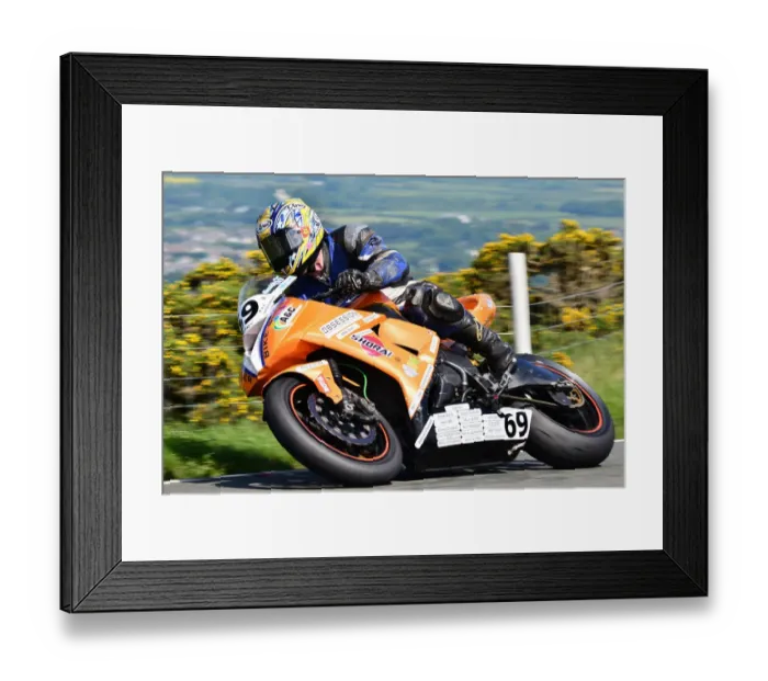 Framed Print : Eric Wilson (Kawasaki) 2014 Superbike TT Framed Print : Eric Wilson (Kawasaki) 2014 Superbike TT