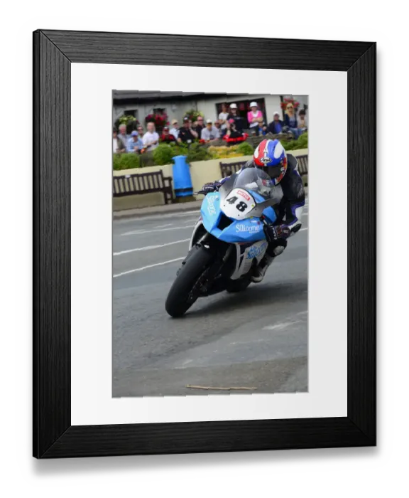 Framed Print : Russell Mountford (Kawasaki) 2014 Senior TT Framed Print : Russell Mountford (Kawasaki) 2014 Senior TT