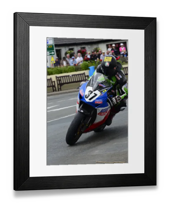 Framed Print : Ivan Lintin (Honda) 2014 Senior TT Framed Print : Ivan Lintin (Honda) 2014 Senior TT