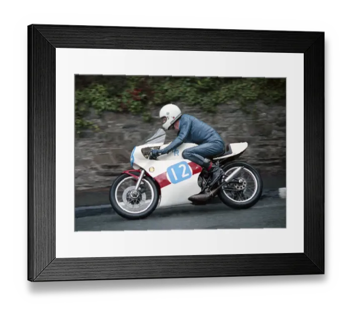 Framed Print : Rick Rogers (Yamaha) 1990 Junior Manx Grand Prix