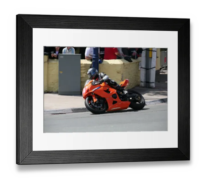 Framed Print : Stephen Harper (Suzuki) 2007 Superstock TT Framed Print : Stephen Harper (Suzuki) 2007 Superstock TT