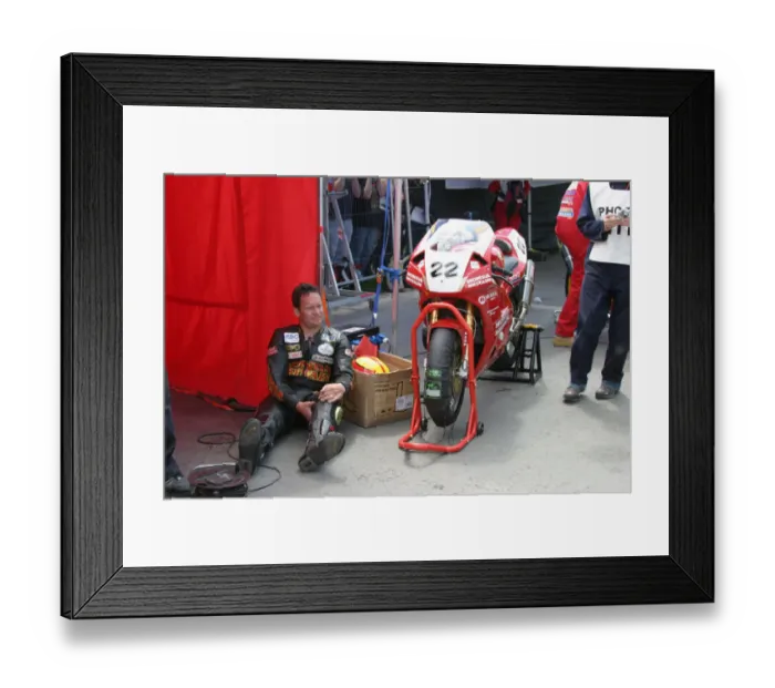 Framed Print : Ian Simpson (Honda) 2007 Parade Lap Framed Print : Ian Simpson (Honda) 2007 Parade Lap