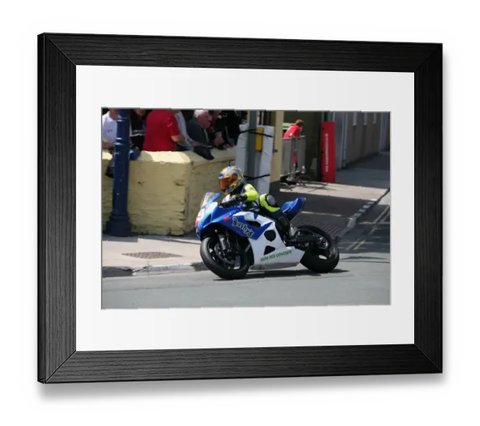 Framed Print : Stephen Oates (Suzuki) 2007 Superstock TT Framed Print : Stephen Oates (Suzuki) 2007 Superstock TT