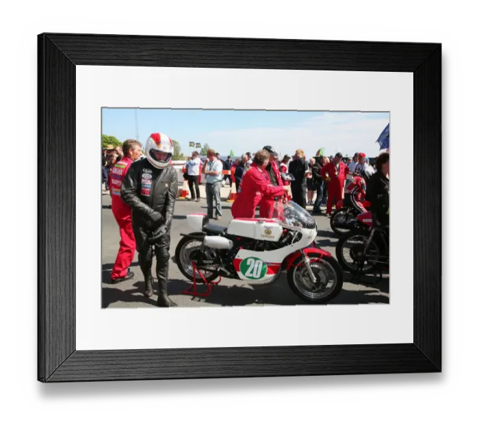 Framed Print : Frank Perris (Yamaha) 2007 Parade Lap Framed Print : Frank Perris (Yamaha) 2007 Parade Lap