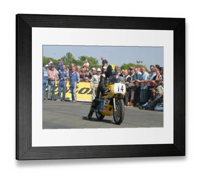 Framed Print : Kel Carruthers (Yamaha) 2007 TT Parade Lap Framed Print : Kel Carruthers (Yamaha) 2007 TT Parade Lap