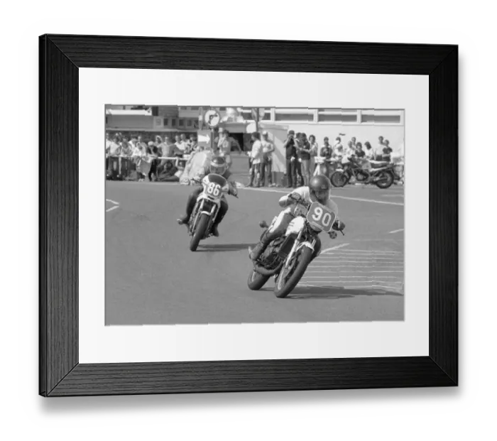 Framed Print : Colin Marshall (Yamaha) and Steve Murray (Honda) 1984 Production TT Framed Print : Colin Marshall (Yamaha) and Steve Murray (Honda) 1984 Production TT
