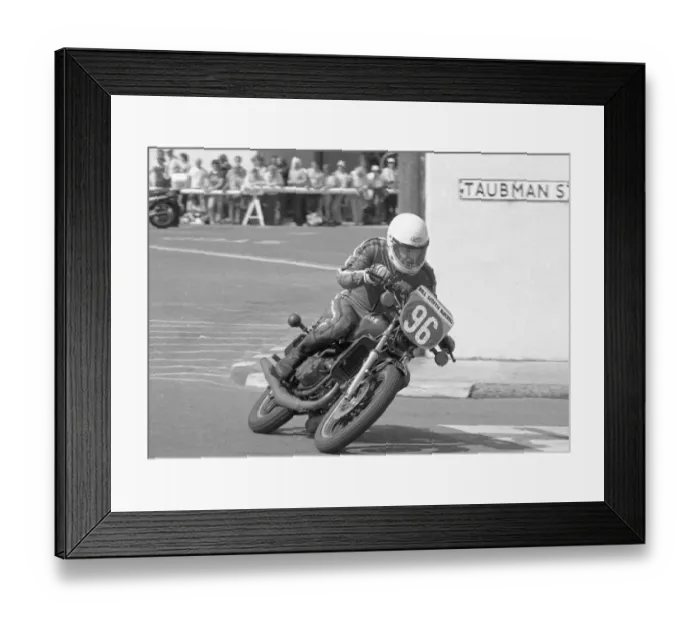 Framed Print : Dave Auckland (Yamaha) 1984 Production TT Framed Print : Dave Auckland (Yamaha) 1984 Production TT