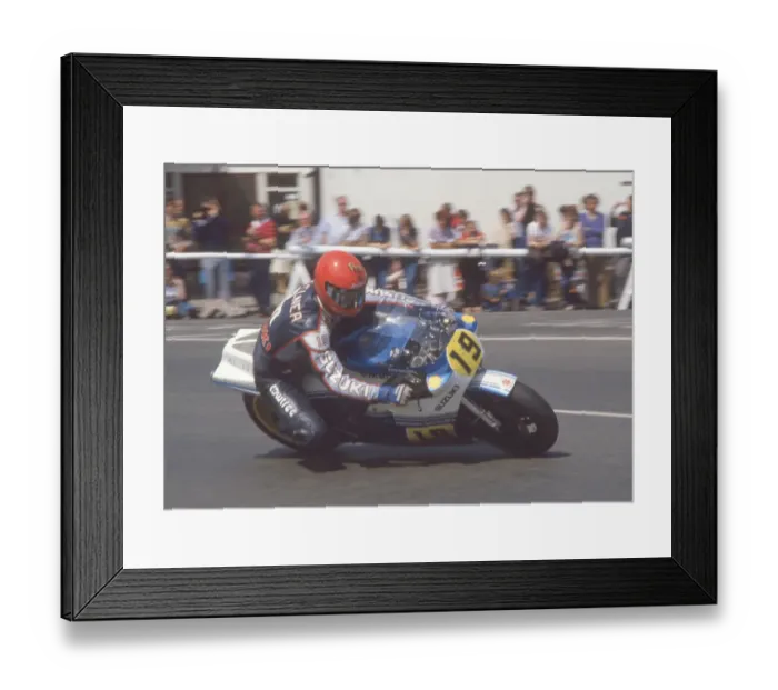 Framed Print : Rob McElnea (Suzuki) 1984 Senior TT Framed Print : Rob McElnea (Suzuki) 1984 Senior TT