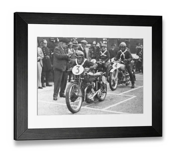 Framed Print : Keith Horton (Excelsior) 1935 Lightweight TT Framed Print : Keith Horton (Excelsior) 1935 Lightweight TT