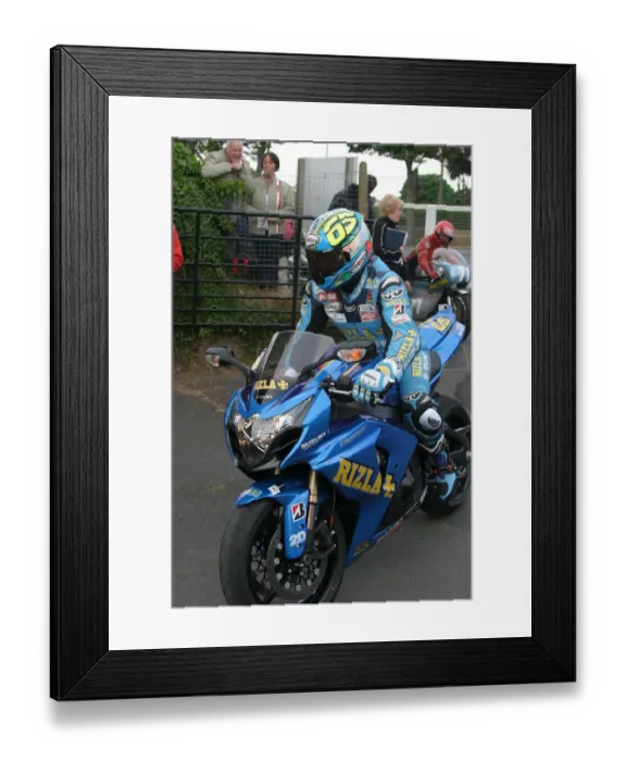 Framed Print : Loris Capirossi (Suzuki) 2010 TT Parade Lap Framed Print : Loris Capirossi (Suzuki) 2010 TT Parade Lap