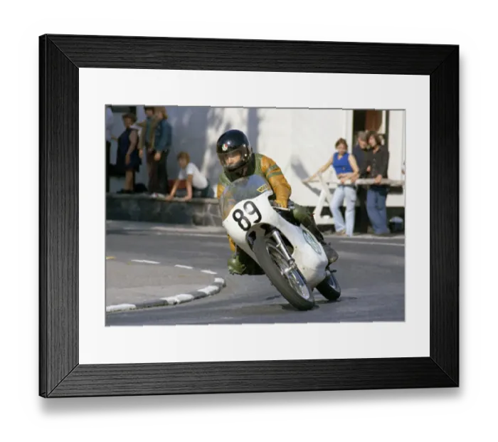 Framed Print : Paul Glendenning (Yamaha) 1975 Lightweight Manx Grand Prix Framed Print : Paul Glendenning (Yamaha) 1975 Lightweight Manx Grand Prix