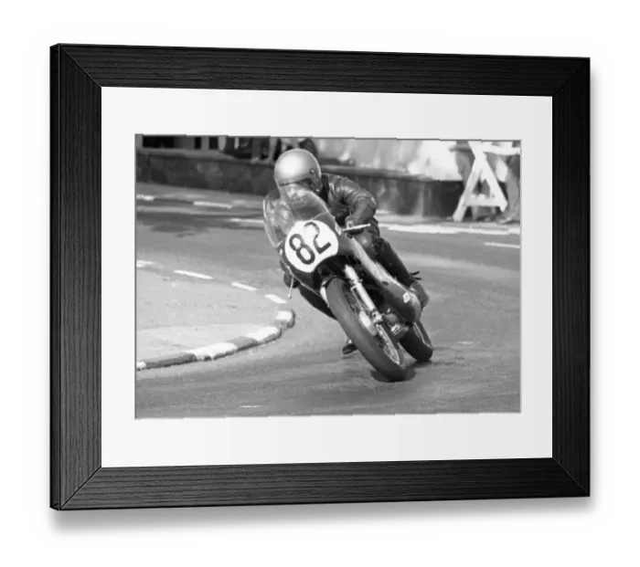 Framed Print : Colin Hardman (Ducati) 1975 Lightweight Manx Grand Prix Framed Print : Colin Hardman (Ducati) 1975 Lightweight Manx Grand Prix