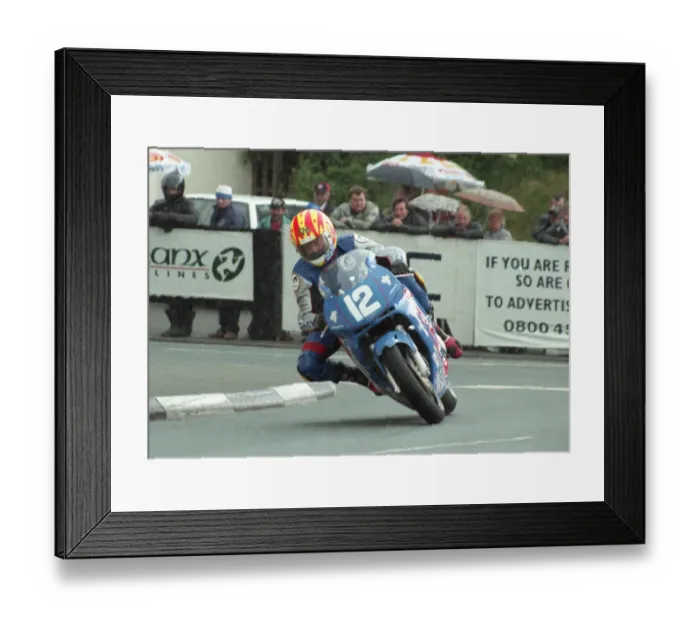 Framed Print : Ian Simpson (Honda) 1998 Junior TT Framed Print : Ian Simpson (Honda) 1998 Junior TT