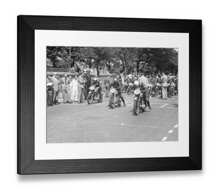 Framed Print : Harvey Williams (BSA, 70) Adrian Burton (Douglas, 71) and George Salt (BSA) 1952 Junior Clubman TT Framed Print : Harvey Williams (BSA, 70) Adrian Burton (Douglas, 71) and George Salt (BSA) 1952 Junior Clubman TT