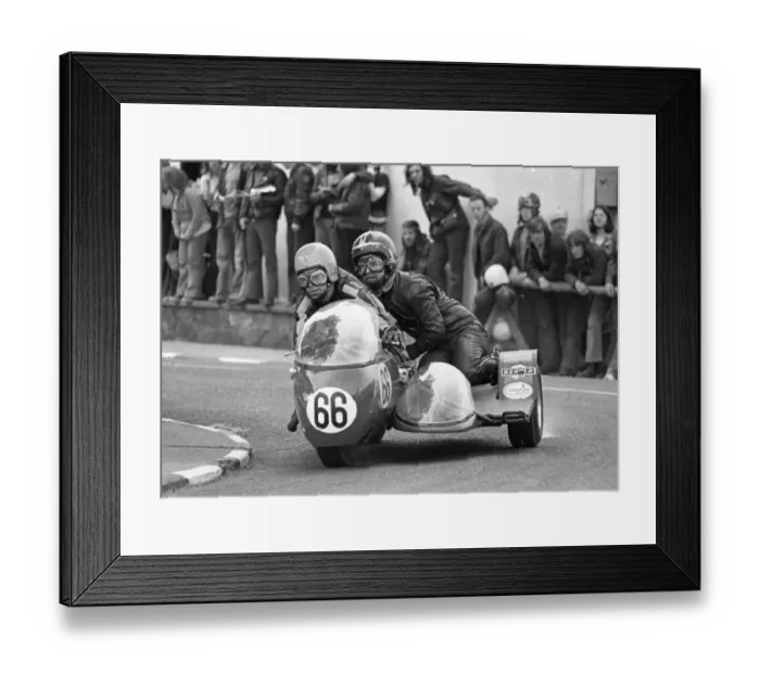 Framed Print : Geoff Davis & M A Mitchison (Triumph) 1974 750 Sidecar TT Framed Print : Geoff Davis & M A Mitchison (Triumph) 1974 750 Sidecar TT
