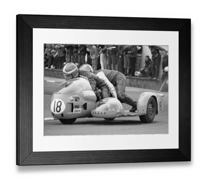 Framed Print : Bill Crook & Stuart Collins (Windle BSA) 1974 750 Sidecar TT Framed Print : Bill Crook & Stuart Collins (Windle BSA) 1974 750 Sidecar TT