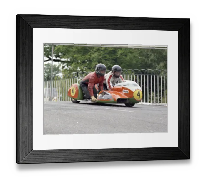 Framed Print : Rolf Steinhausen & Karl Scheurer (Konig) 1974 750 Sidecar TT