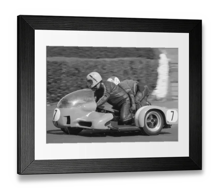 Framed Print : Derek Plummer & Mick Neal (Konig) 1977 Sidecar TT Framed Print : Derek Plummer & Mick Neal (Konig) 1977 Sidecar TT