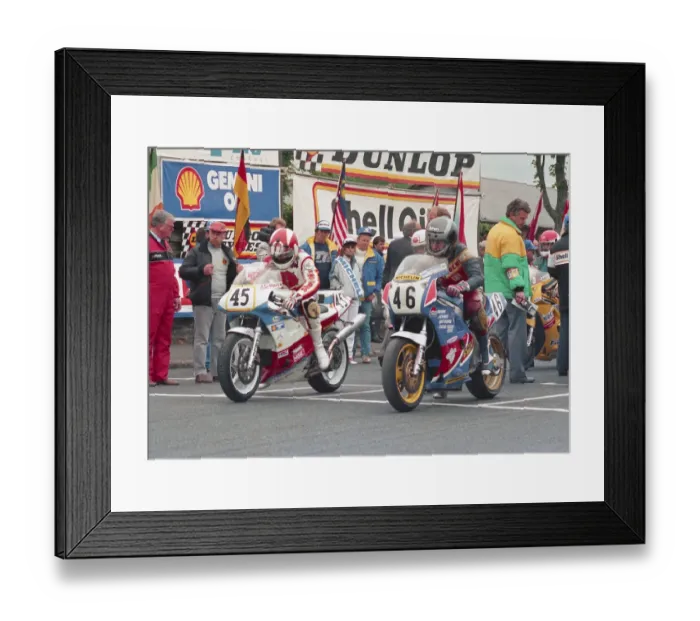 Framed Print : Carl Fogarty (Honda) and Howard Selby (Yamaha) 1988 Formula One TT Framed Print : Carl Fogarty (Honda) and Howard Selby (Yamaha) 1988 Formula One TT