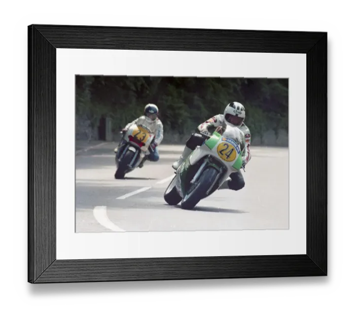 Framed Print : Robert Dunlop (Honda) 1988 Senior TT Framed Print : Robert Dunlop (Honda) 1988 Senior TT